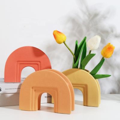 China INS Modern Style Vase Arch Shape Porcelain Ceramic Vase For Home Colorful Ceramic Flower Ornament With Storage Function for sale