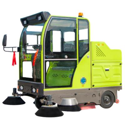 China Hotels Outdoor Road Sweeper With 2200mm Cleaning Width, Ride On Floor Sweeper With Imported Brush Motor for sale