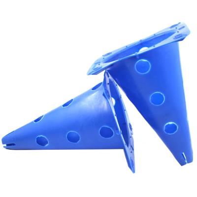 China Durable Training Plastic Agility Drill Training Field Marker Training Obstacle Cones Set With Holes for sale