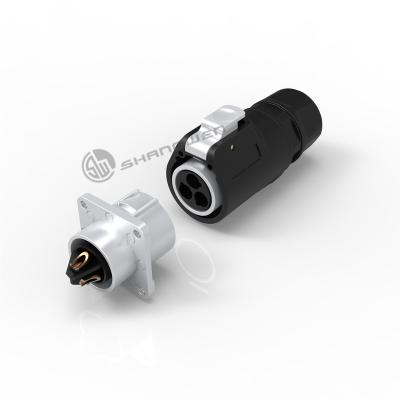 Cina 600V Copper Alloy Power Connector IP67-Rated For Harsh Environments in vendita