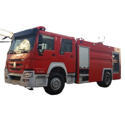 China 2020 Howo Fire Truck Water Tanker 10 Ton Airport Fire Fighting Truck Price Custom for sale