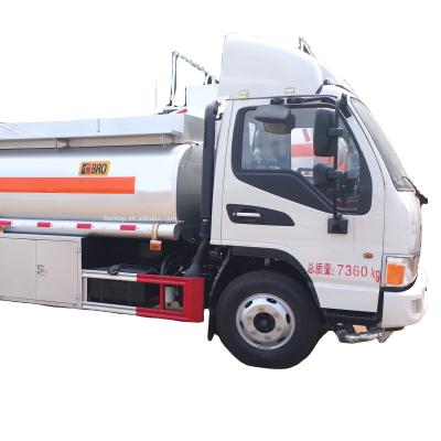 China 4X2 JAC 6000L Diesel Oil Tank Truck Dimension Gallon Fuel Tank Truck for sale