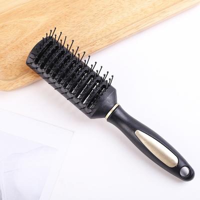 China Fashionable Elastic Scalp Massage Comb Anti-static Intimate Straight Hair Design PP Hair Hanging Material Comb for sale