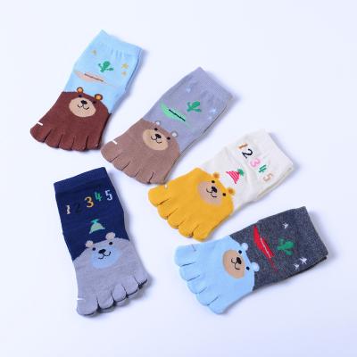 China Cartoon Design Spring Autumn Standard Casual Five Finger Cute Breathable Ankle Socks For Kids Boys Girls Toe Socks for sale