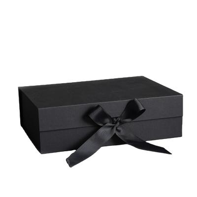 China Custom Materials Luxury Gift Packaging Recycled Paper Box Bridesmaid With Ribbon for sale