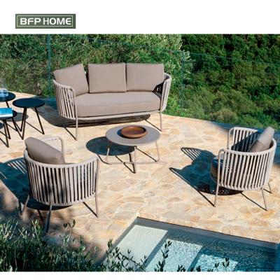 Chine BFP One Stop Rattan Customization Bedroom Sofa Set Outdoor Furniture Patio Modern Whole Handcrafted Rattan Furniture Outdoor Garden à vendre