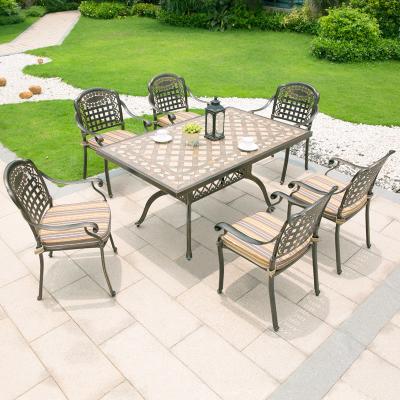 China Outdoor Garden Balcony Table Sets Cast Aluminum Camping Picnic Dining Table for sale