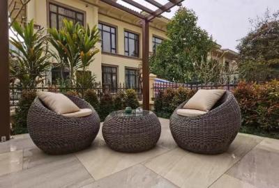 China Hotel Außenlicht Luxus-Ellipse PE-Rattan-Sofa Set Terrasse Garten Wasserdichte Metallmöbel zu verkaufen