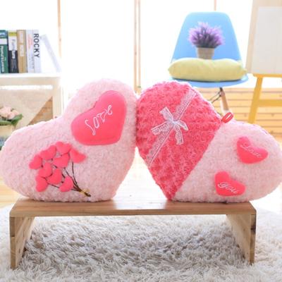 China Promotional Custom Stuffed Heart Shaped Pink Toy Pillow for sale