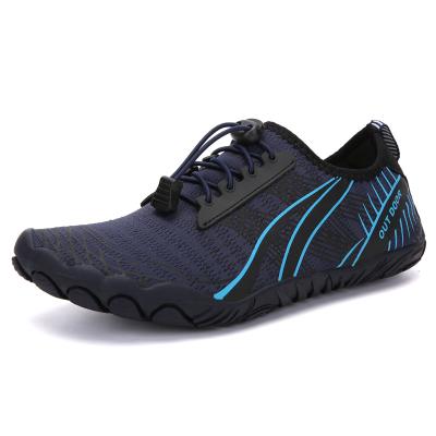 China Breathable Wearing Low Price Breathable Casual Rise Beach Shoes Water Shoes For Men for sale