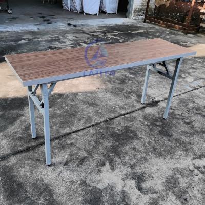 China 360 Degree Rotation Durable And Foldable Oval Plywood Dining Table Set for sale