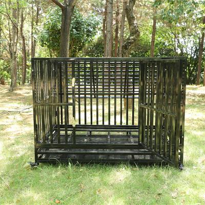 China Breathable Easy To Install Outdoor Sturdy Metal Dog Cat Crate Pet Cage With Tray for sale