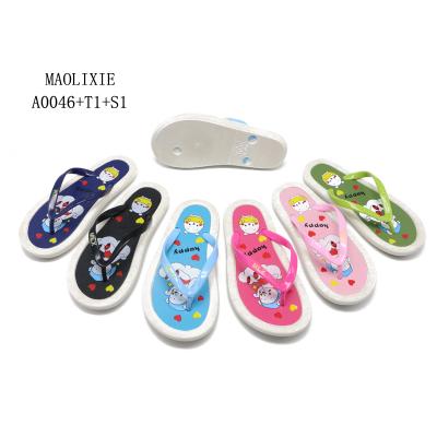 China New Fashion Flat Indoor Summer Cute Soft Flip Flops Beach Slippers for Girls and Boy for sale