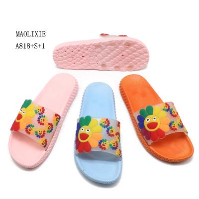 China Fashion trend summer wuchuan women slip sandals flower outdoor private label casual slippers for sale