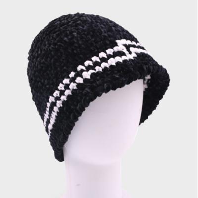 China breathable & F6764 Black Color Waterproof Beanie Hat Chenille Beanie Bucket Hats Warm Knitted Bulk For Women Wholesale for sale