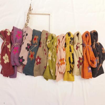 China Cute Flower Winter Long Children's Warm Kid's Scarf Kids Knit Infinity Neckerchief Winter Scarf For Kids for sale