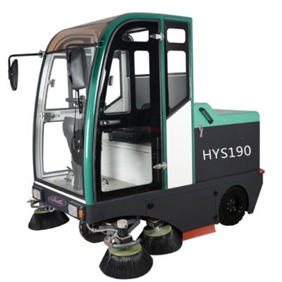 China Hotels Guangzhou 34years factory mini sweeper truck street urban sweeper road sweeper vacuum for sale