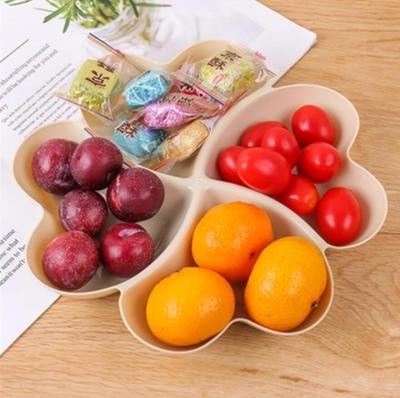 China Wholesale Viable Non-slip Silicone Food Separator With Suction Bottom Silicone Food Snack Fruit Divided Serving Dish for sale