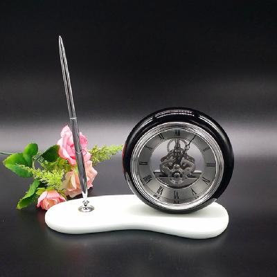 China Black Crystal Radio Clock With White Base Home Decoration for sale