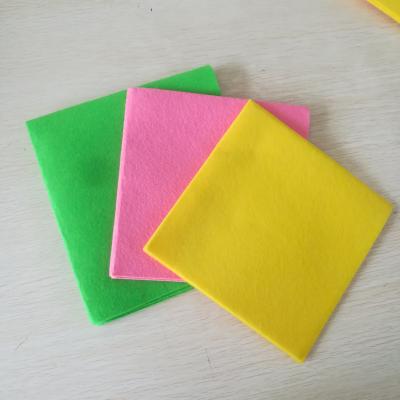 China Durable Super Absorbent Eco Friendly Needle Punched Nonwoven Fabric Floor Cleaning Cloth for sale