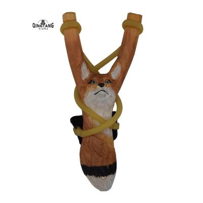 China Wooden Wooden Animal Carving Crafts Classic Slingshot Kids Slingshot Toy for sale