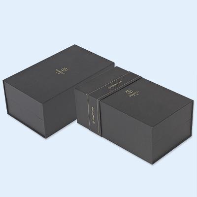 China Handmade Customized Folding Black Paper Box Packaging Cartons Boxes With Magnetic Lid for sale