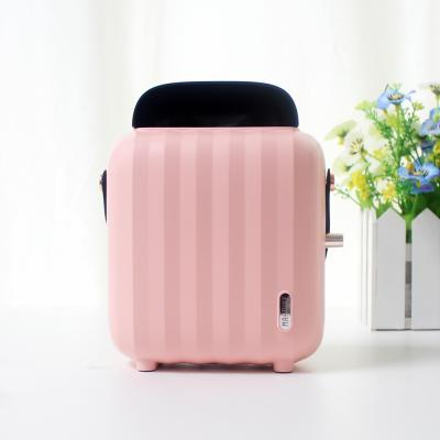 China 2021 New Fast Hot Room Electric Mini Heater Cute Electric Bread Design Mini Wind Mini Electric Heater Portable USB 300W Hotel 2021 for sale