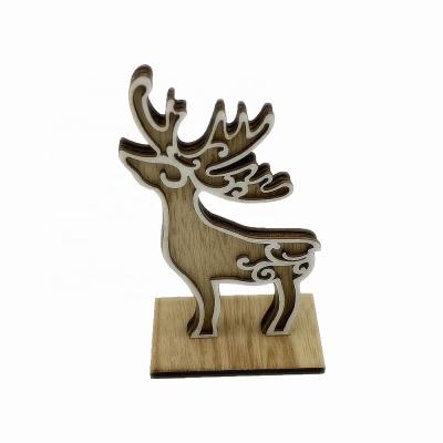 China Christmas Handmade Wooden Reindeer Decoration Home Crafts for sale