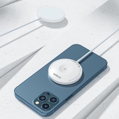 China UniversalÂ   Licheers LC-A2 3 in 1 Magnetic Wireless Charger 15W Fast Wireless Charger for sale