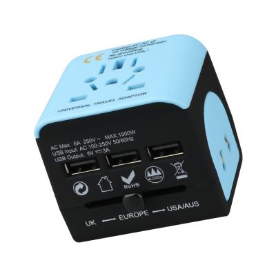 China Safety Control Mode USB Travel Power Adapter Newest All In A World Travel Adapter for sale