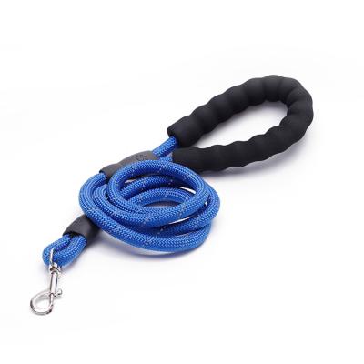 China Custom Nylon Rope Dog Leash Manufacturers Multi-colors Dog Leash Chinese Nylon Retractable Dog Leash for sale