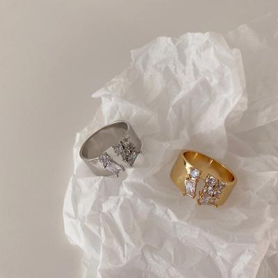 China Temperament Opening CLASSIC Irregular Ring Metal Zircon Design Female Korean Minority Personality Simple And Soft Ring for sale