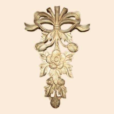 China Europe Beautiful Solid Wood Decorative Antique Hand Carved Applique And Wood Wood Carving for sale