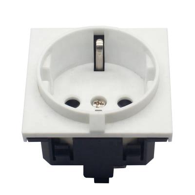 China industrial black and white circle measuring socket ac power socket for sale