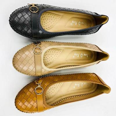 China Deodorization summer casual.walking shoes ladies PU leather flat shoe professional manufacture for sale