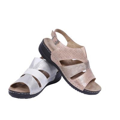 China Fashion Trend Summer Women's Open Toe Sandals Vintage Platform Anti-Slip Breathable Leather Casual Female Sandals for sale