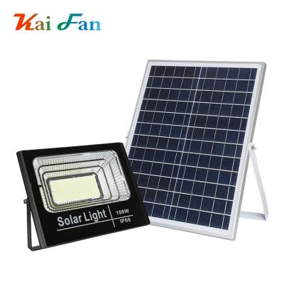 China New Garden Aluminum Housing Sports SMD Waterproof IP 66 Watts 25 40 60 100 200 Led Solar Flood Light for sale