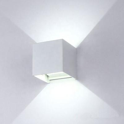 China Europe Style Modern Outdoor Square Circular Home Outdoor COB ip65 AC85-265V 6w 10w Led Wall Lamp for sale