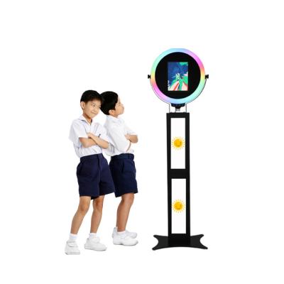 China New Festival 2022 Compact Dimension Ipad Booth With Ring Light Simple Design Ipad Photo Booth Floor Standing for sale