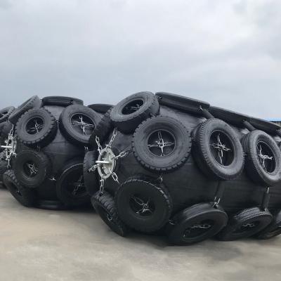 China Wear-Resistance Tensing Products Marine Cylindrical Fenders Dock Molding Rubber Fenders And Ship Edge Fenders for sale