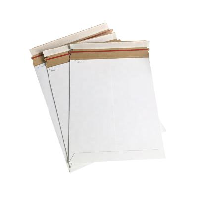 China Protective PAPER Photo Mailer Stay-flat Envelopes with White Rigid Skin and Seal Closure 6 x 8 Mailers for sale