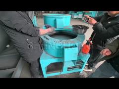 Round shaping machine