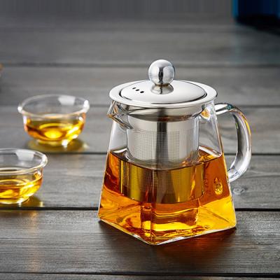 China Sustainable Cheap Handmade 600ml Borosilicate Glass Teapot With Filter for sale