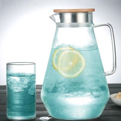 China Clear heat resistant handmade pyrex borosilicate pitcher glass for water for sale