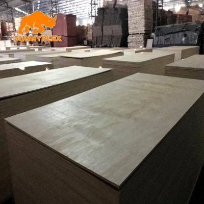 China Triplay Maderera outer sheet of 2mm plywood for sale