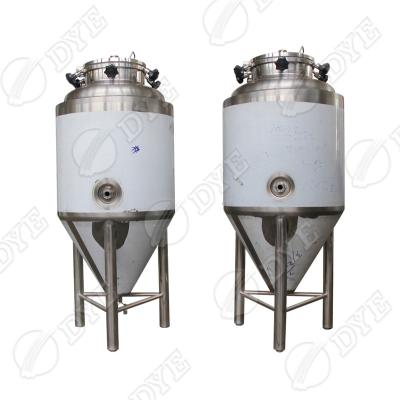 China Can Be Stacked DYE Stainless Steel Storage Beer Brewery Equipment for sale