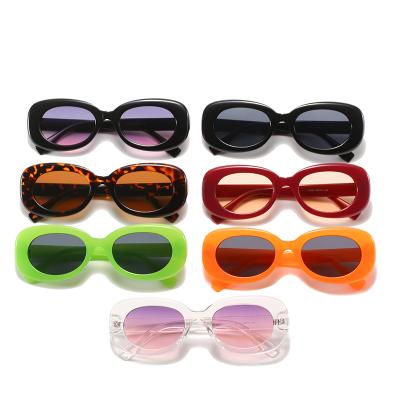 China Big Frame Qmoon Sunglasses Ready To Ship Newest Designer Brand Ladies Fashion Oval Sunglasses Women 2021 Sun Glasses for sale