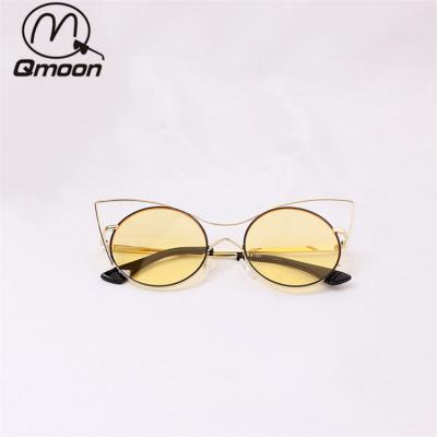 China fashion cute little Cat Eye Kid Sunglasses metal lip shape sight color for sale