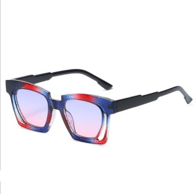 China 2021 fashion sunglasses fashion new sunglasses wholesale large frame multi-color cavity lenses for sale