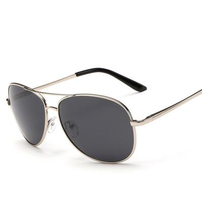 China Fashion Sunglasses Grade Joker Fashion Sunglasses Metal Top Sunglasses for sale